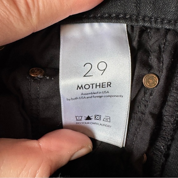 MOTHER The Insider Crop Step Fray | Size 29 - Picture 7 of 13